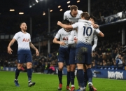 开云体育登录-热刺客场惊险获胜，球迷热烈欢呼的简单介绍