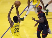 开云平台-太阳轻取江苏队，范弗利特统治全场