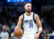 开云体育入口-关于雄鹿大胜独行侠，统治力得到进一步印证！的信息