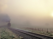 开云体育app-冰与火的淬炼，当阿尔瓦雷斯在英超的寒夜中刺出致命一刀