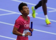 开云体育入口-法国田径运动员在短跑项目中取胜，斩获金牌