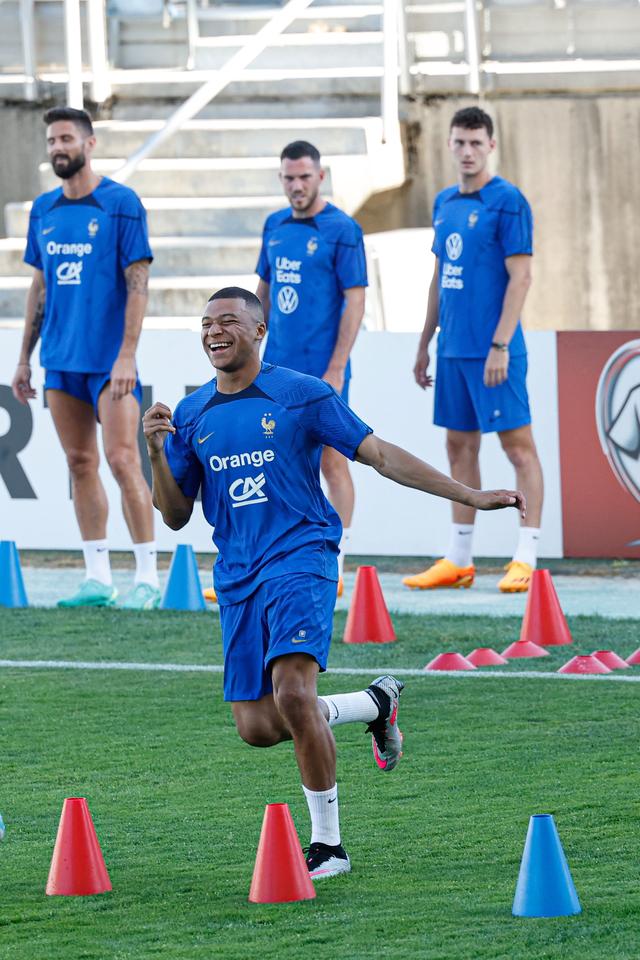 法国足球联赛的赛况引人注目