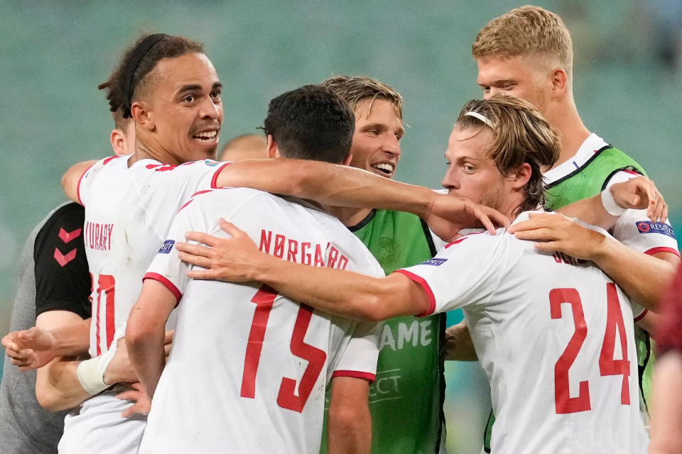 英格兰胜捷克比赛成绩亮眼