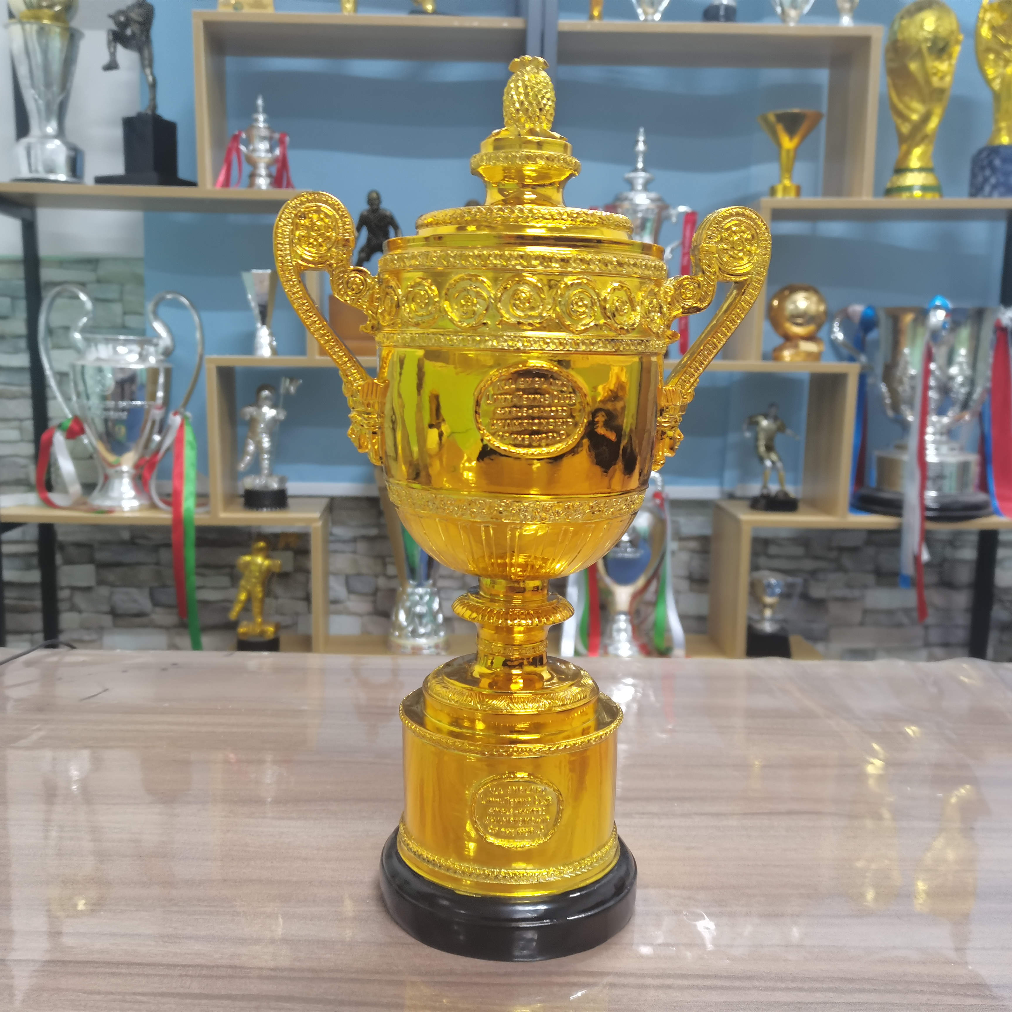 法网鏖战美网，纳达尔统治全场的简单介绍