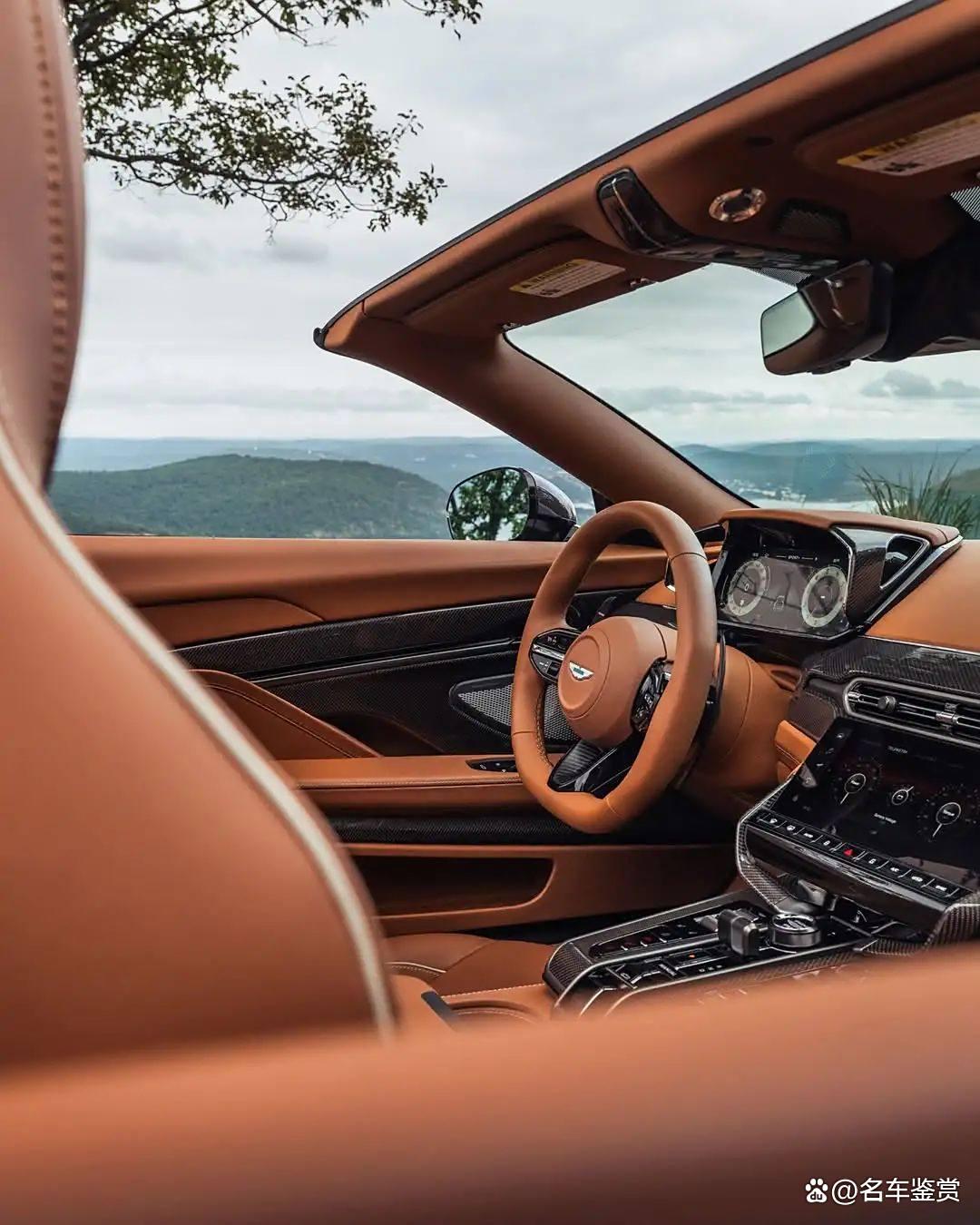 阿斯顿马丁逆转威廉姆斯,诺里斯惊艳四座的简单介绍 阿斯顿马丁逆转威廉姆斯,诺里斯惊艳四座的简单介绍