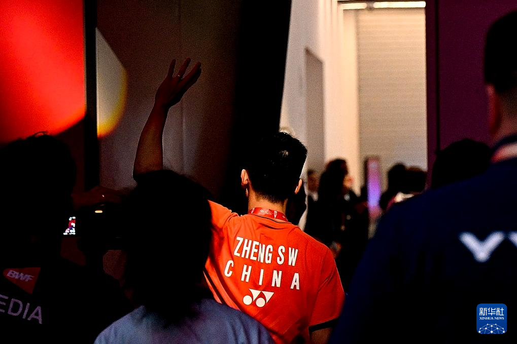 印尼队横扫马来西亚队，郑思维统治全场