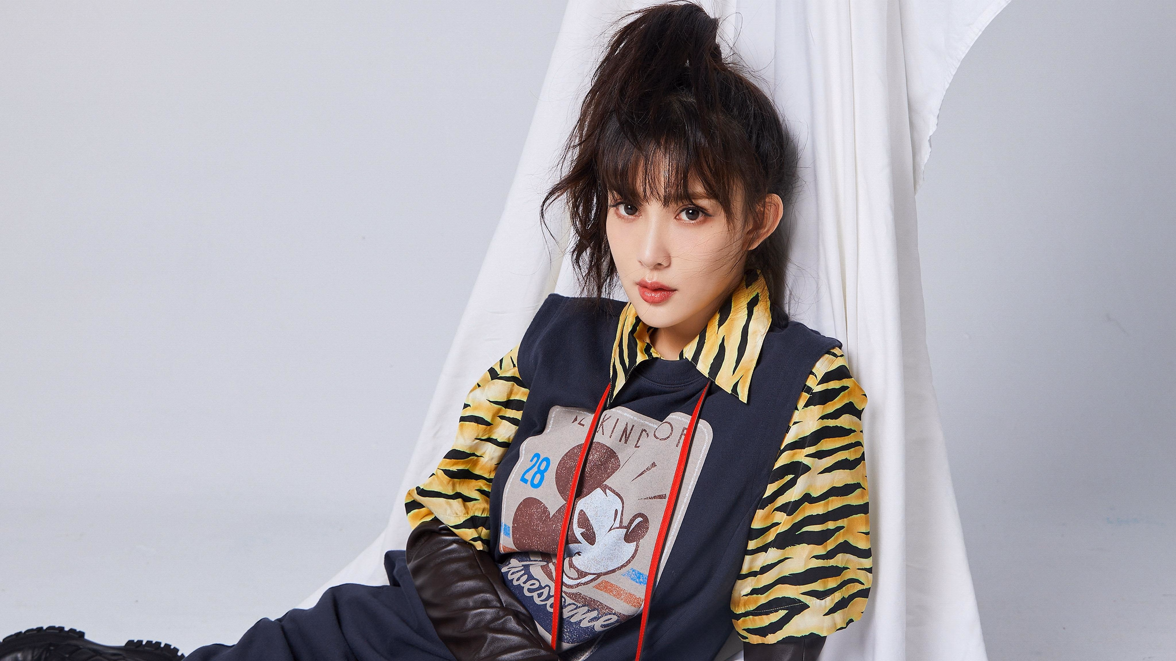 足球之夜的双重惊喜，凯塞多临危救主，卡塔尔横扫智利，定义足球的唯一性