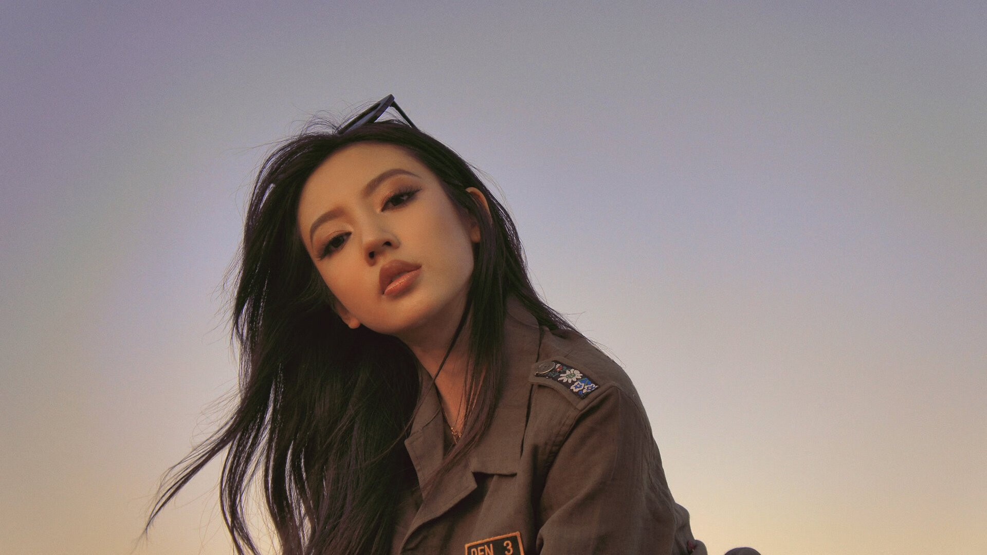 丹麦传奇暗藏西决更衣室，孙兴慜篮球圣殿的生死接管