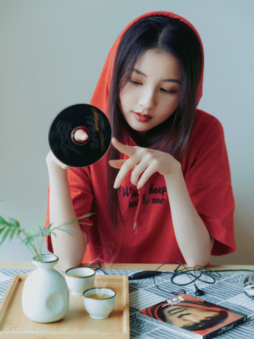 历史性胜利，加克波助爱尔兰压哨击败德国