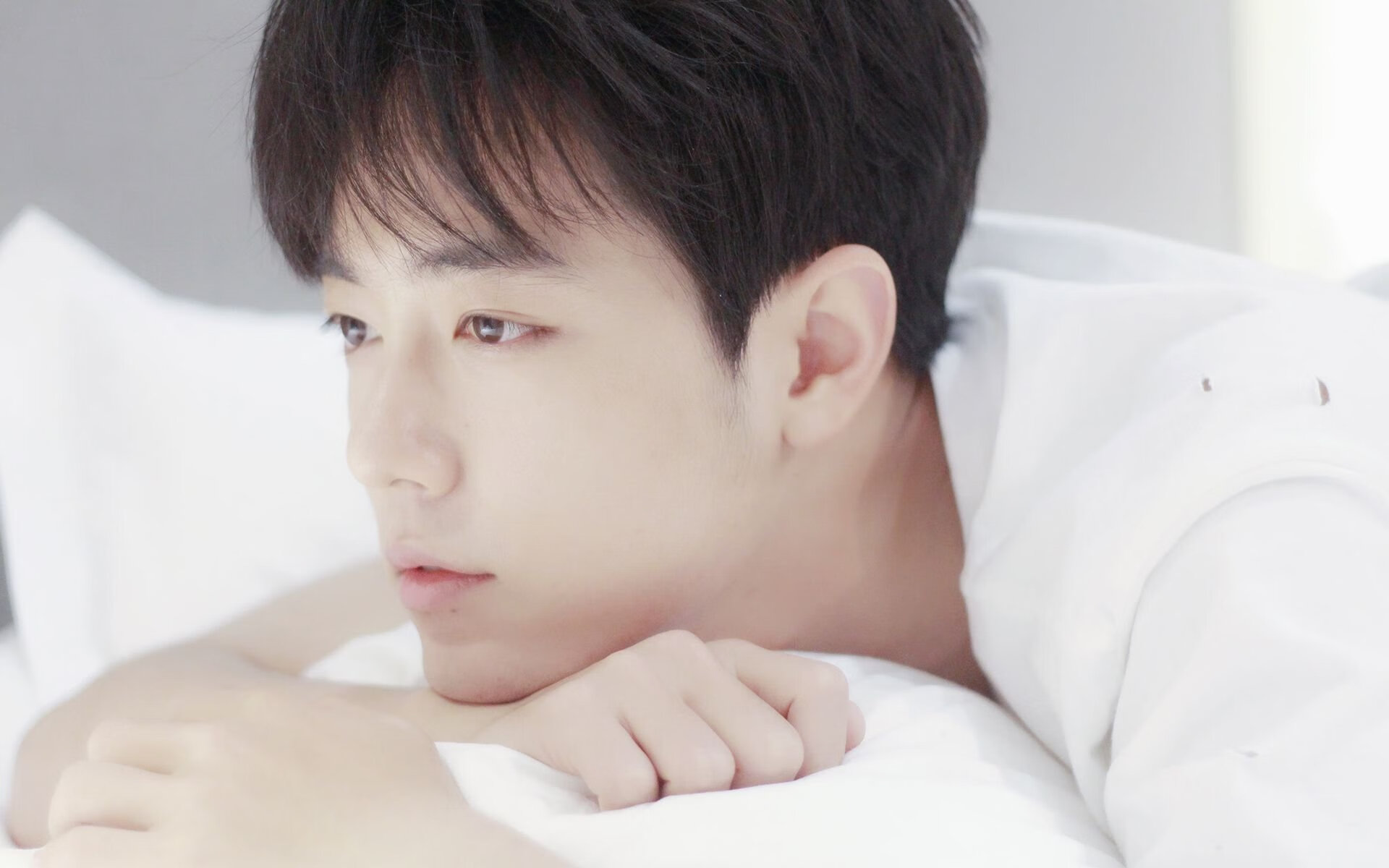 绿茵双城记，巴斯托尼一夫当关，马竞风暴席卷摩洛哥