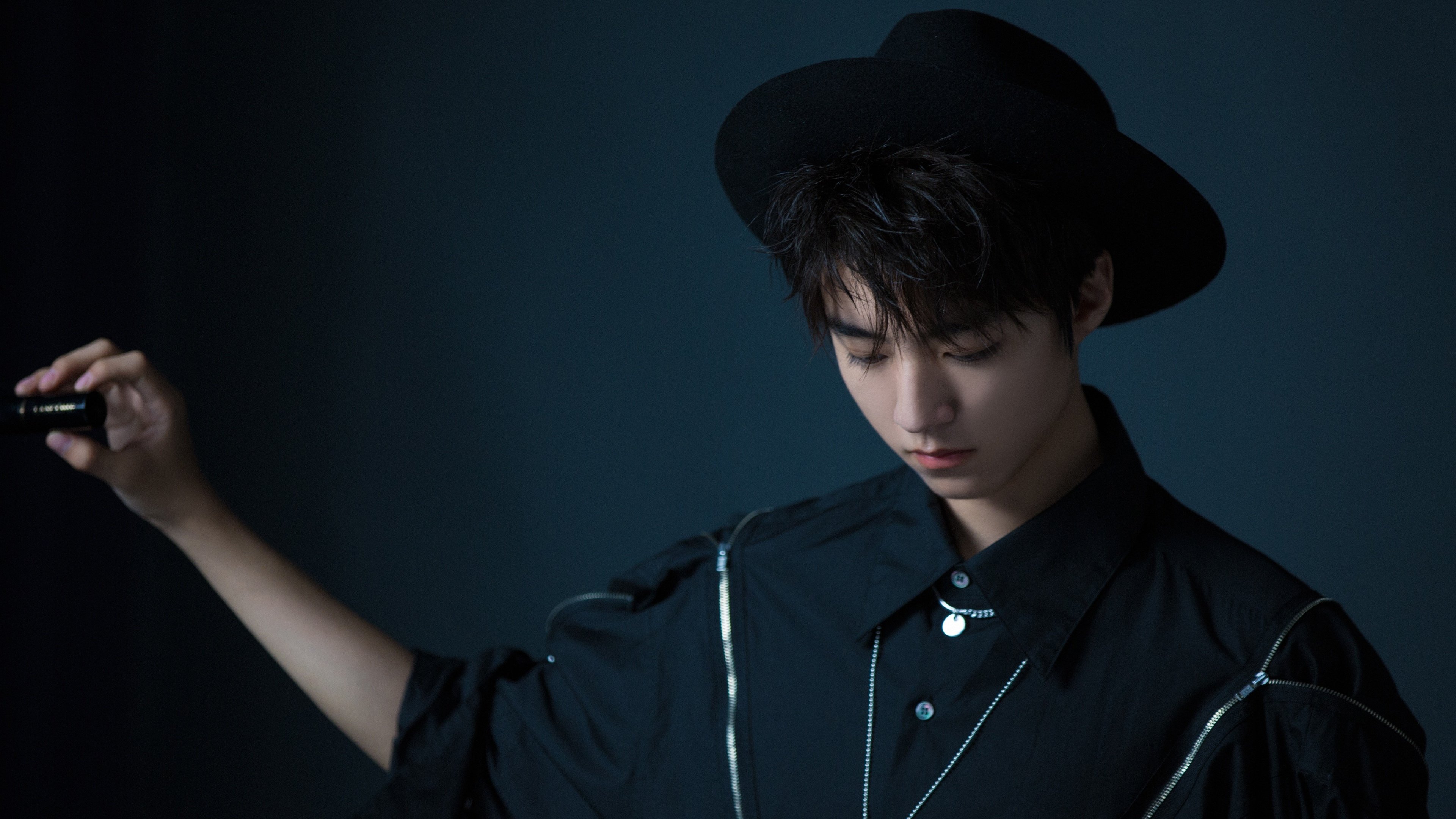 时空裂痕下的错位冠军，当勇士逆转湖人遇见保罗接管东决